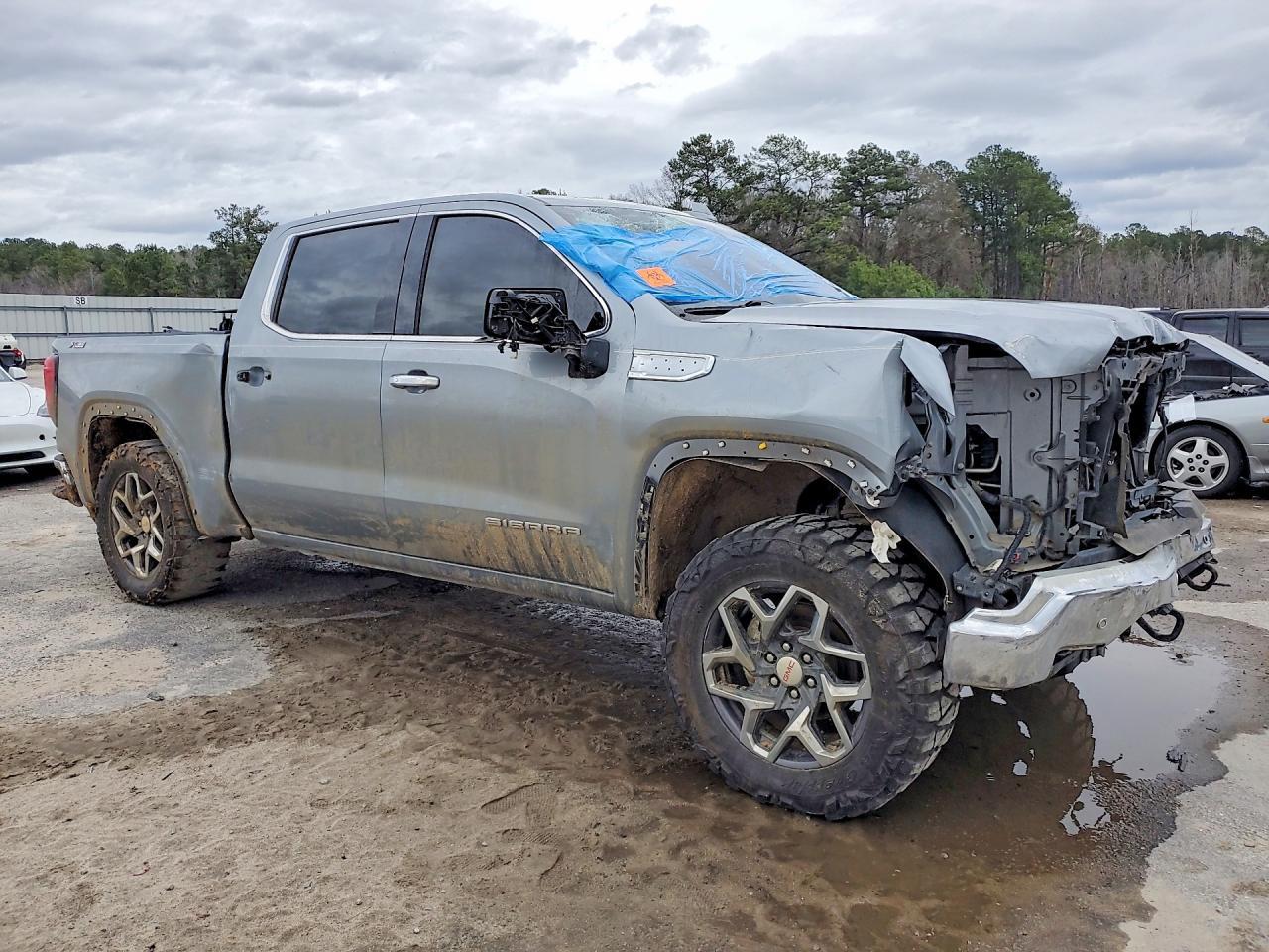 2023 GMC Sierra K1500 Slt - Image 4