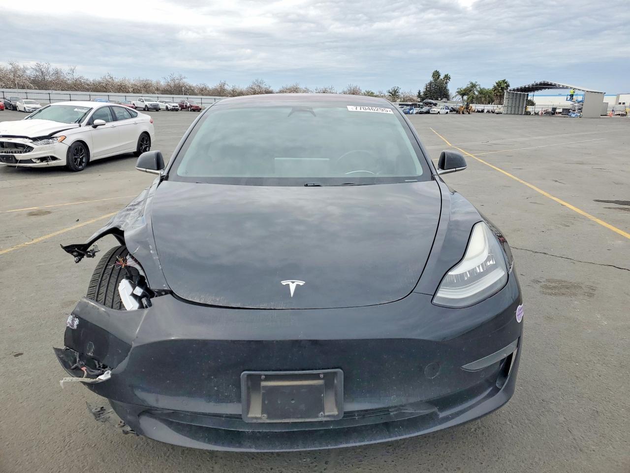 2018 Tesla Model 3 - Image 5
