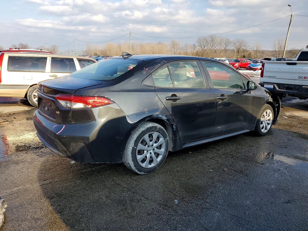 2021 Toyota Corolla Le - Фото 3