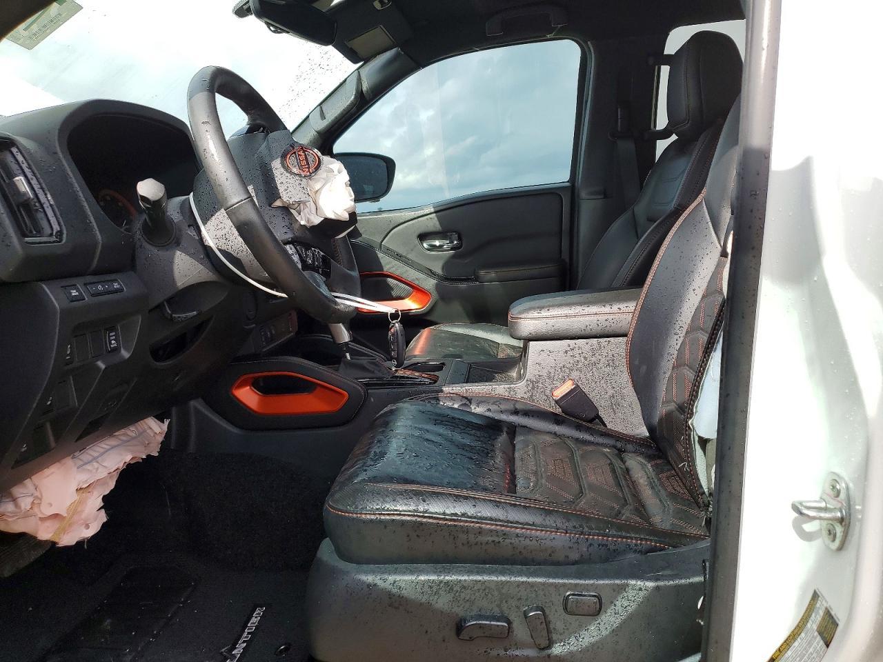 2025 Nissan Frontier S - Image 7