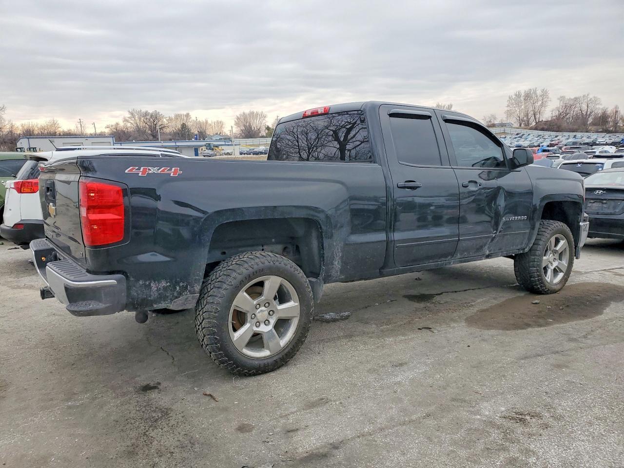 2015 Chevrolet Silverado K1500 Lt - Image 3