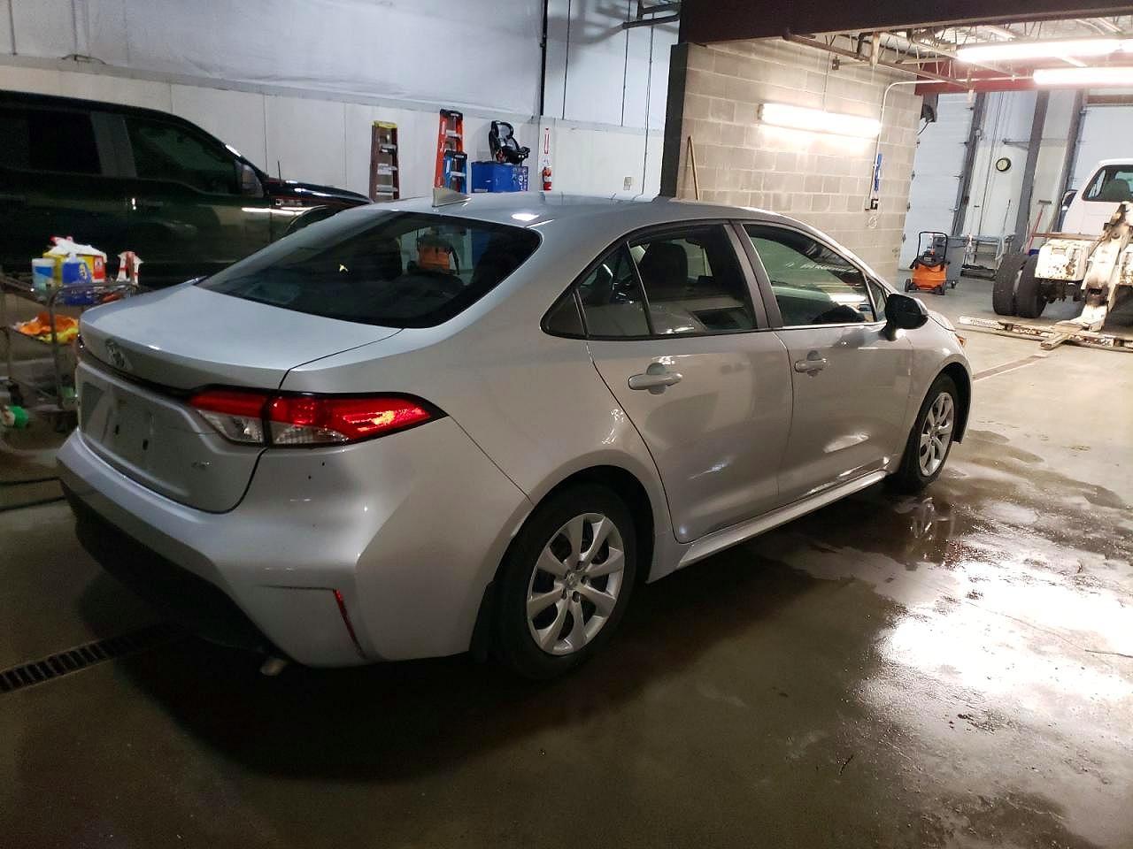 2023 Toyota Corolla Le - Фото 3