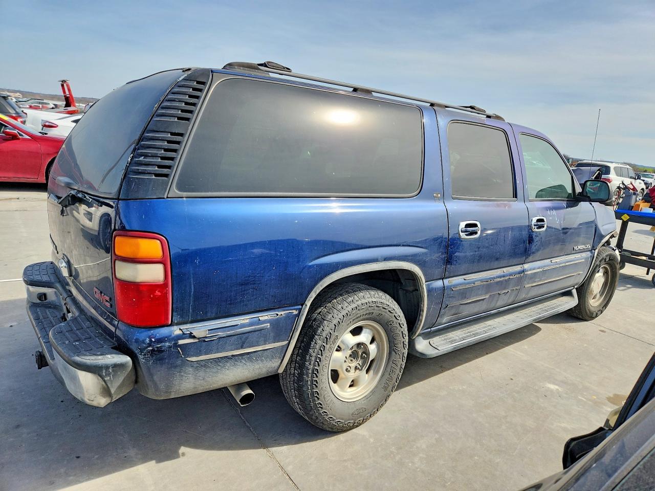 2002 GMC Yukon Xl C1500 - Фото 3