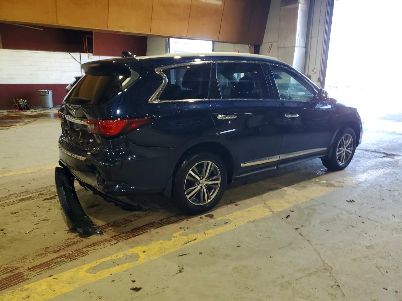 2019 Infiniti Qx60 Luxe - Image 3
