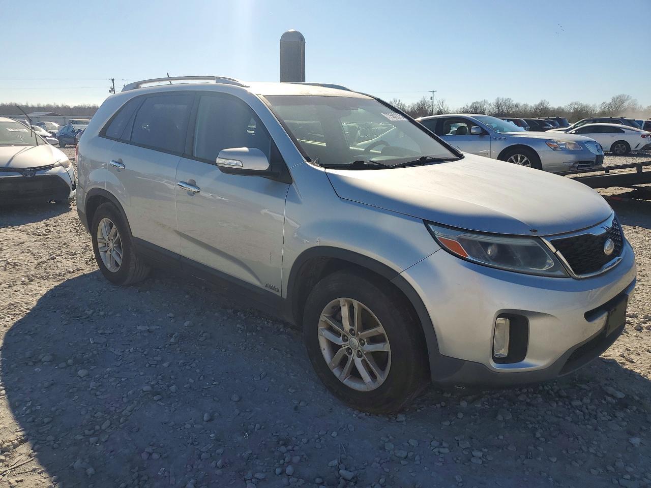 2015 Kia Sorento Lx - Image 4
