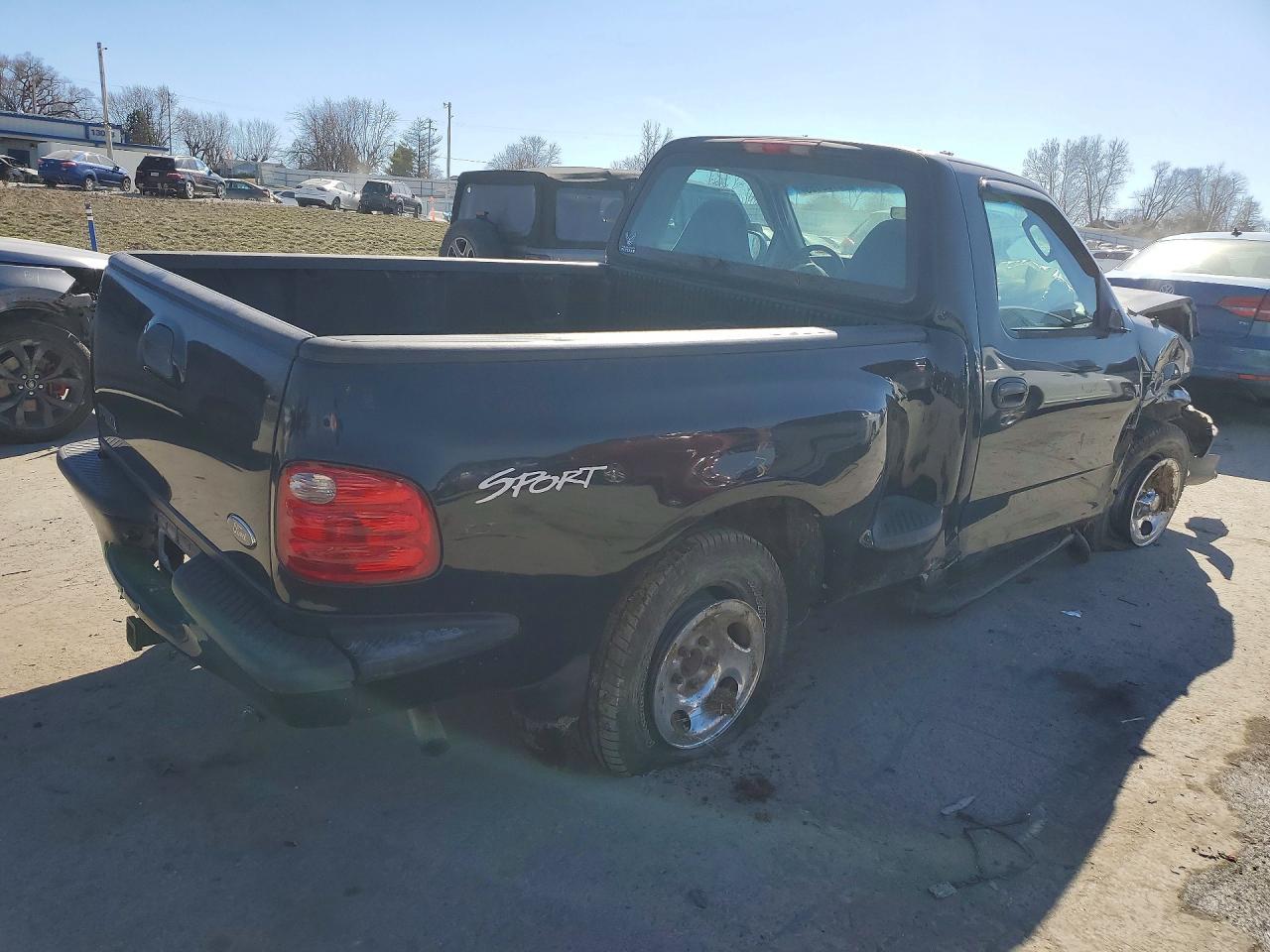 2003 Ford F150 - Image 3