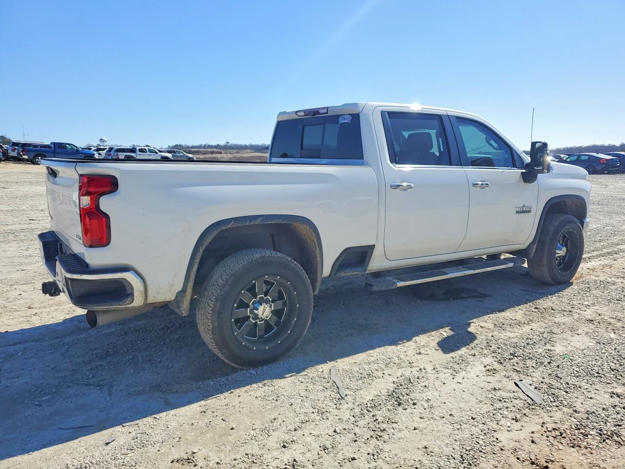 2021 Chevrolet Silv2500 4 - Фото 3