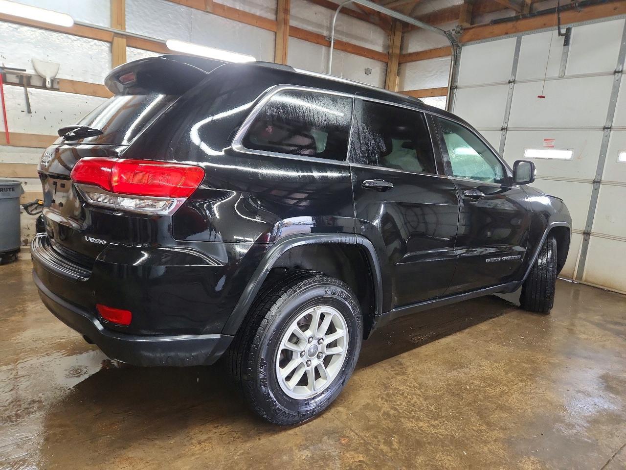 2018 Jeep Grand Cherokee Laredo - Фото 3