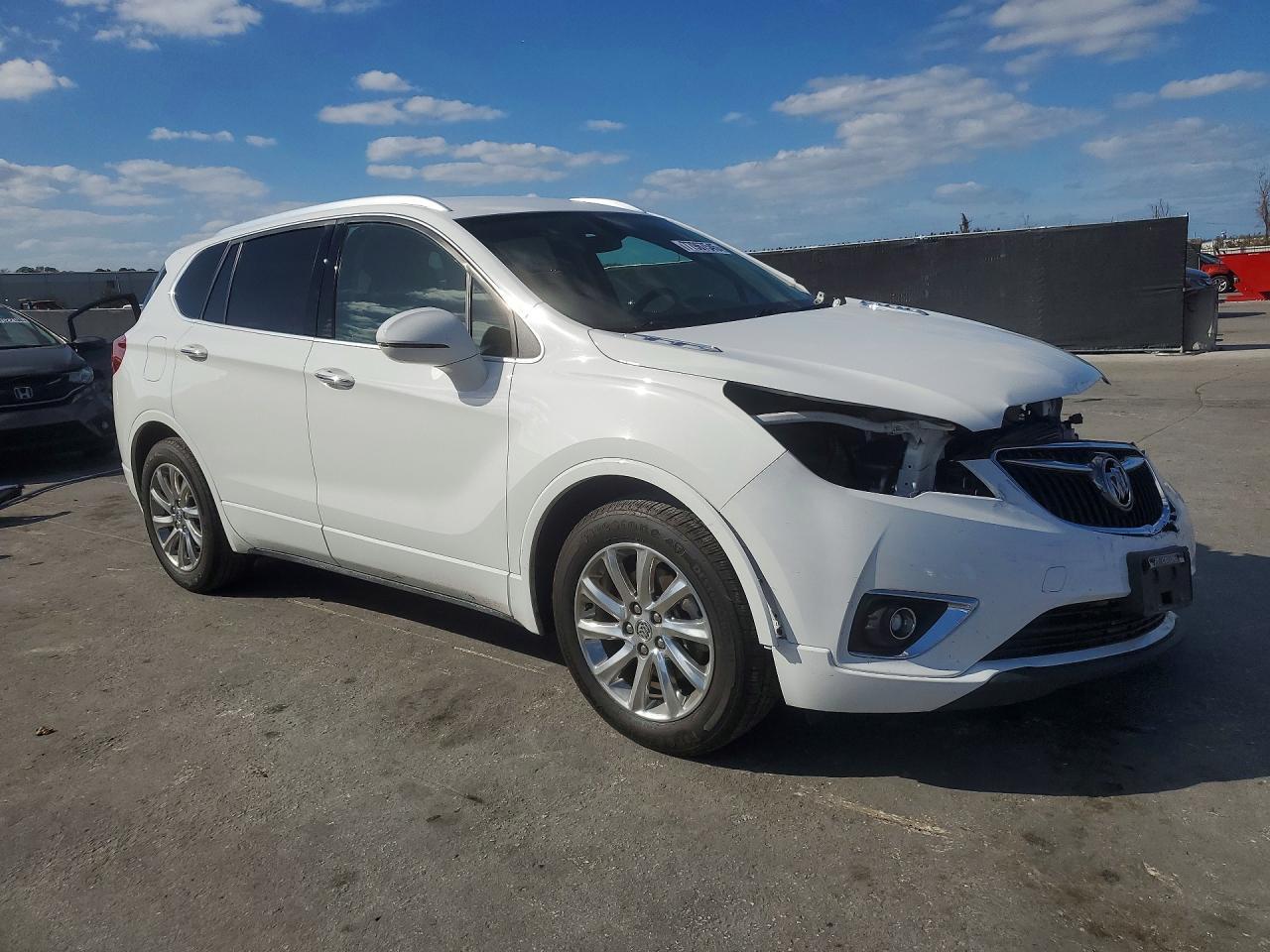 2019 Buick Envision Essence - Image 4