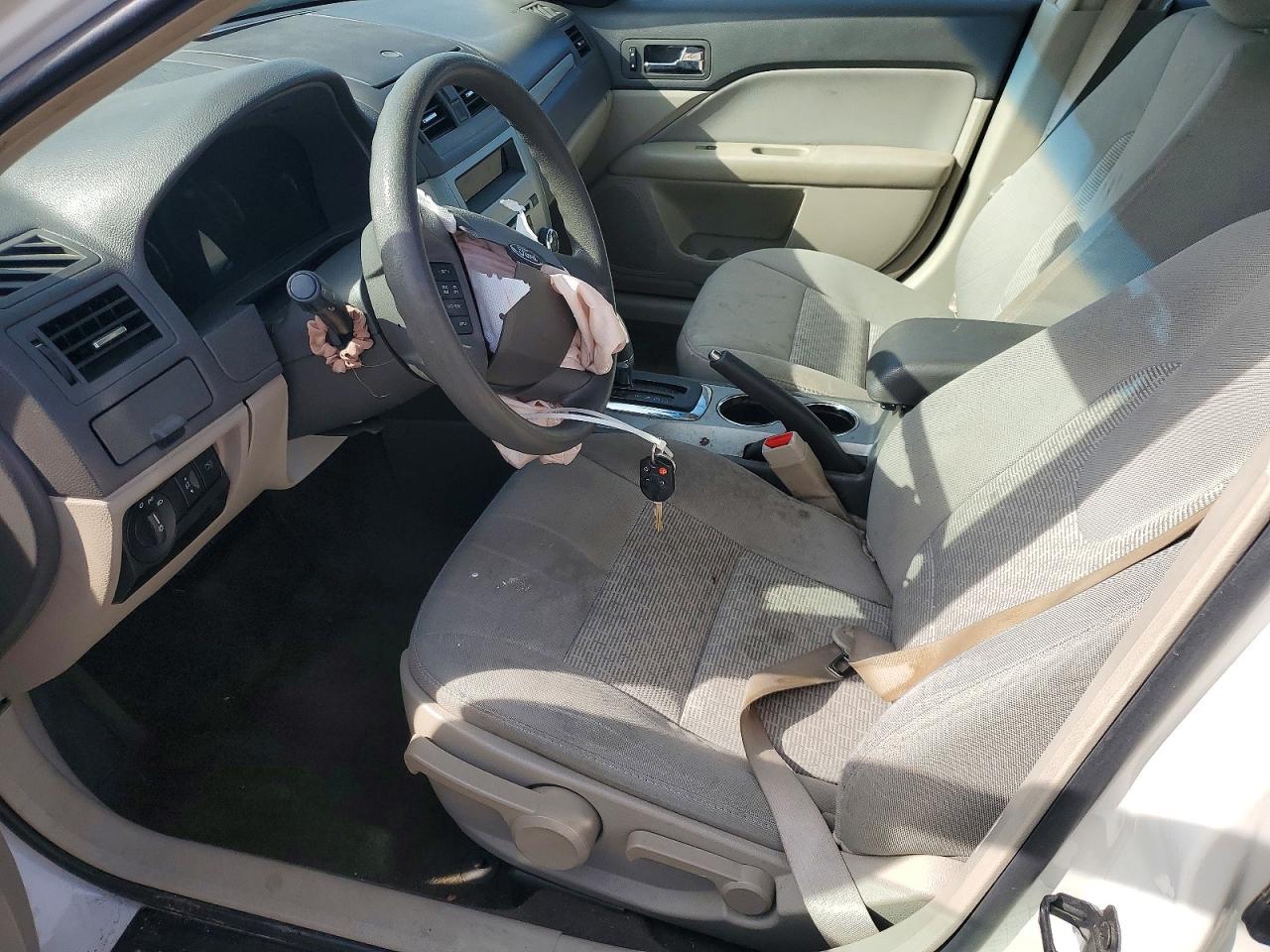 2011 Ford Fusion S - Фото 7