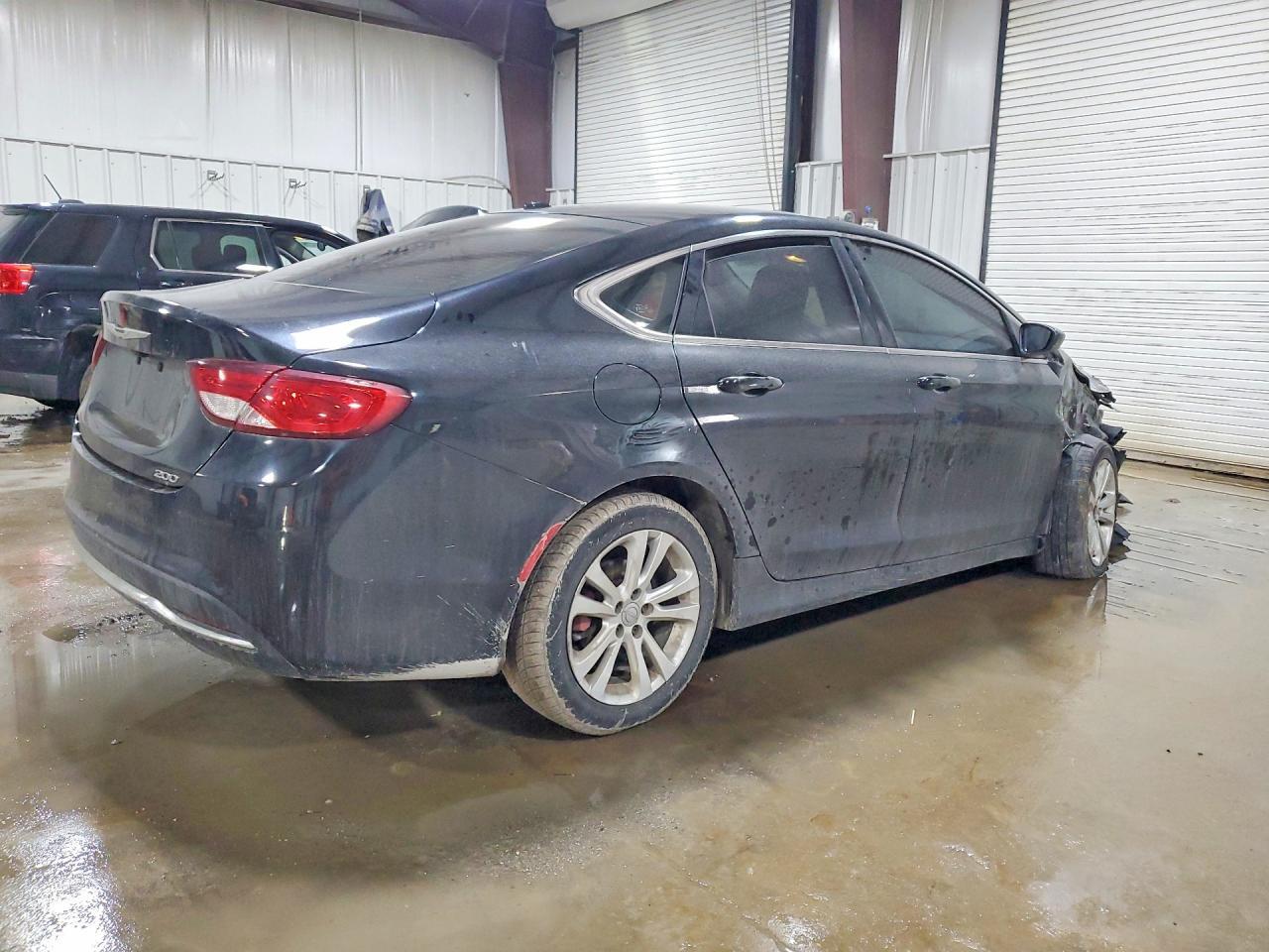 2015 Chrysler 200 - Фото 3