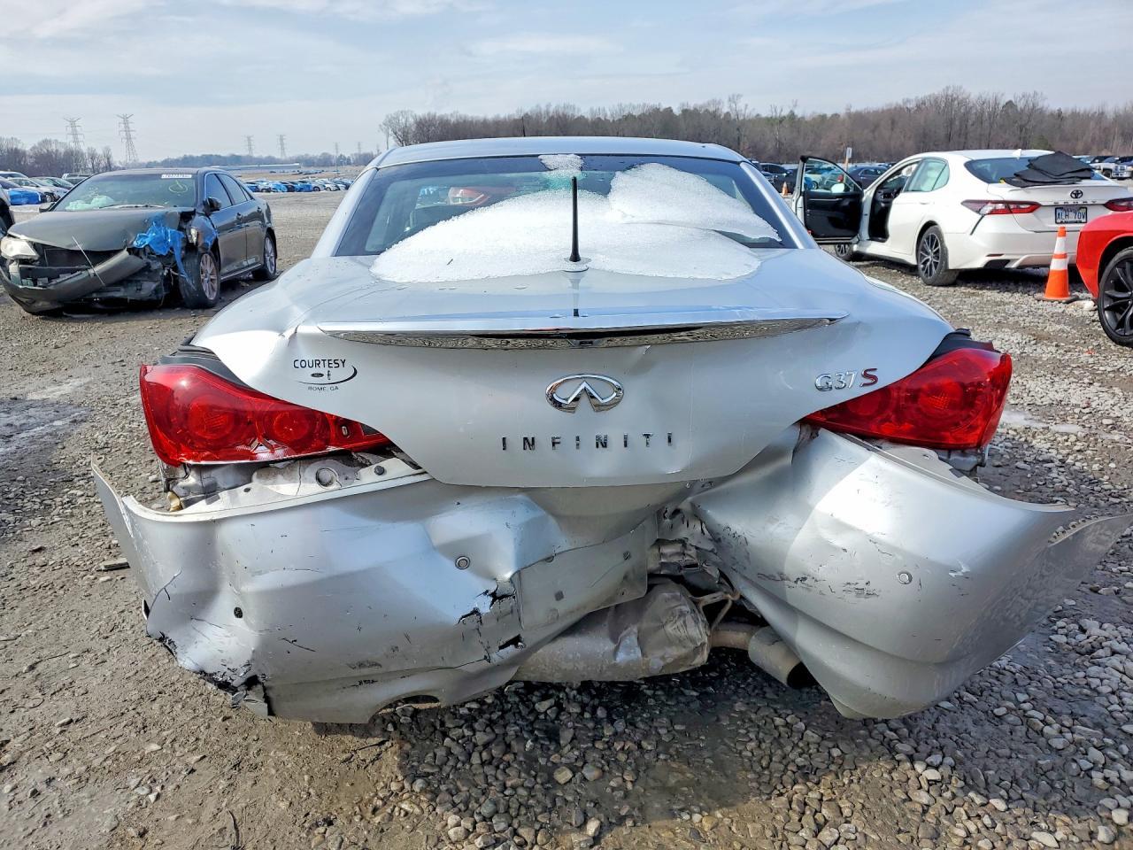 2011 Infiniti G37 Base - Image 6