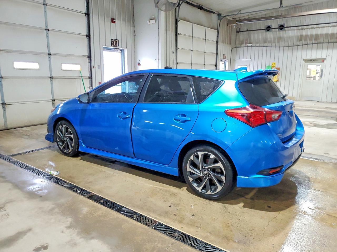 2018 Toyota Corolla Im Base - Фото 2