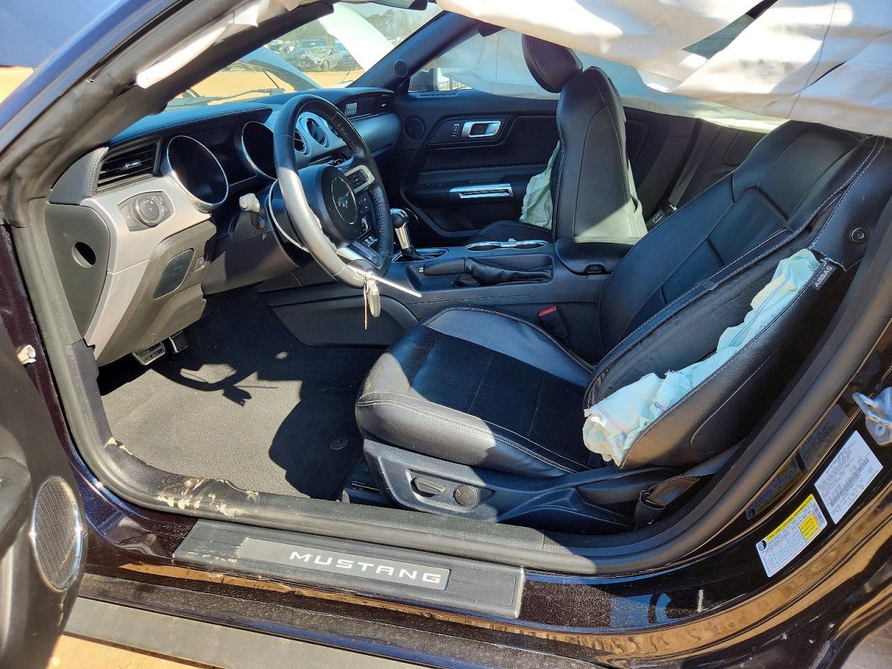 2021 Ford Mustang - Image 7
