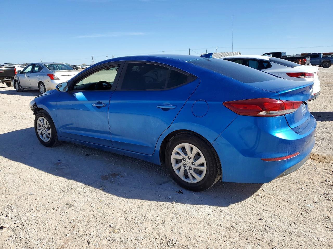 2017 Hyundai Elantra Se - Image 2