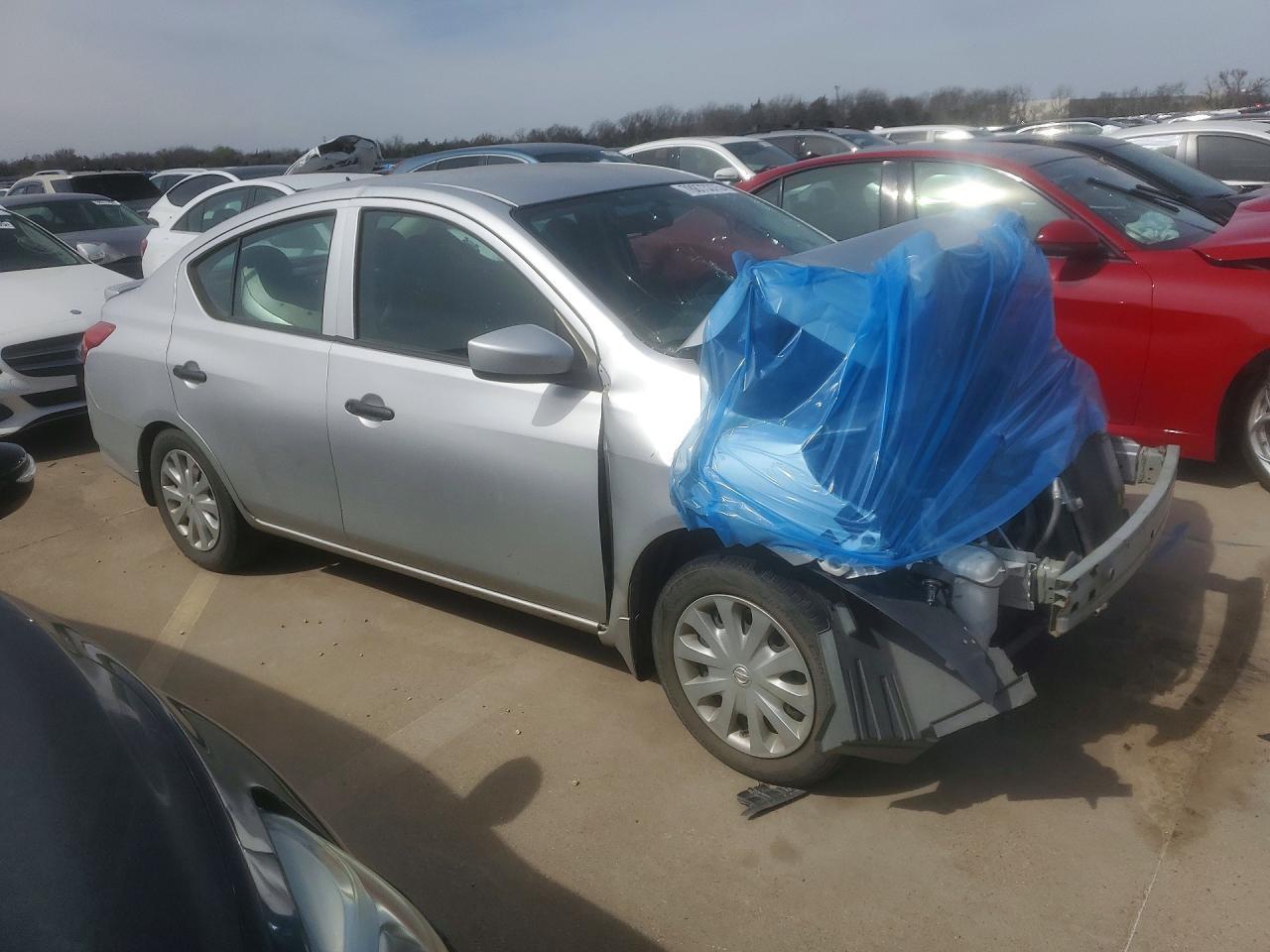 2017 Niss Versa - Image 4