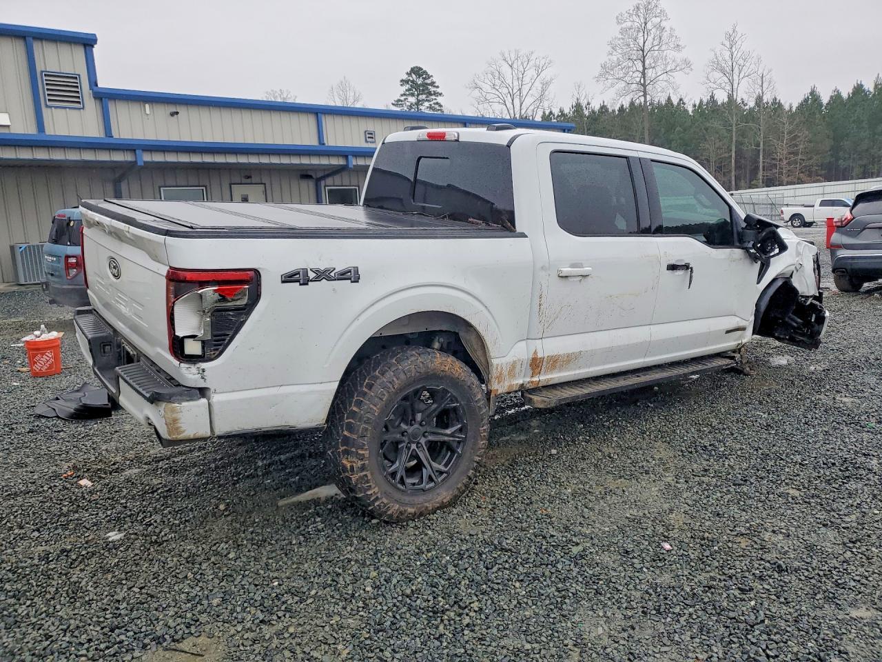 2024 Ford F150 Xlt - Фото 3