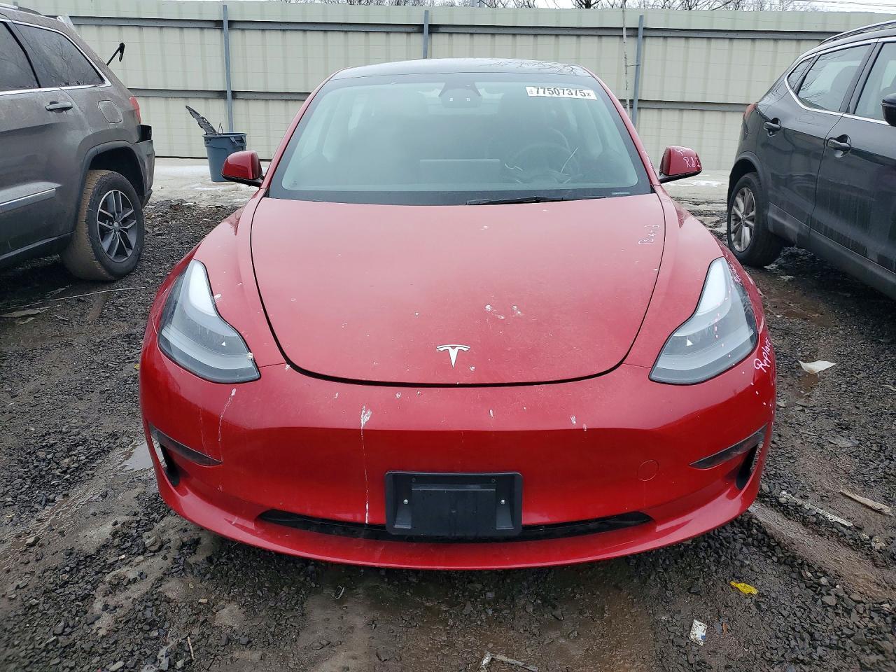 2023 Tesla Model 3 - Фото 5