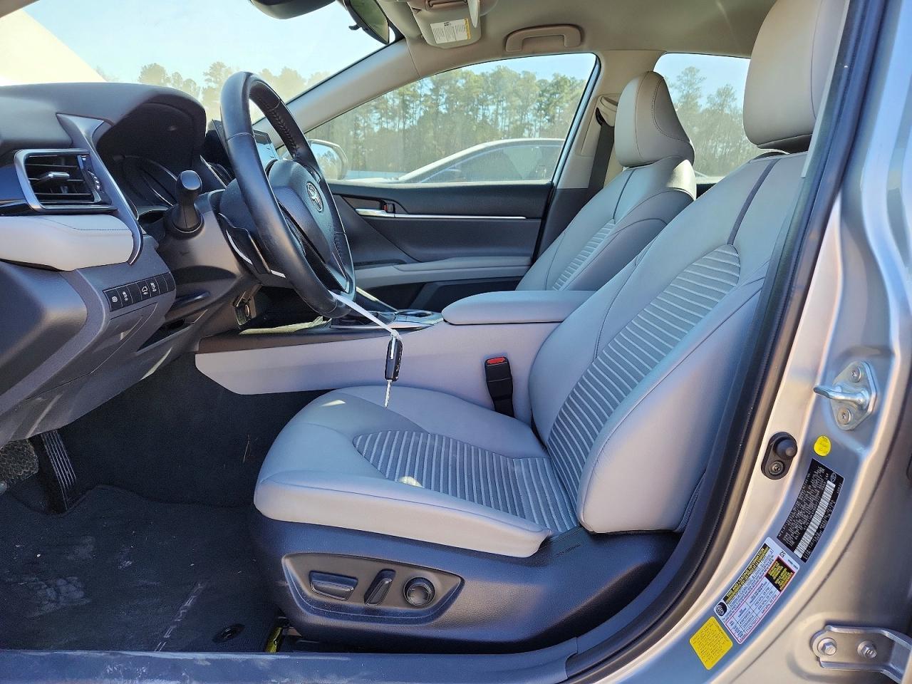 2023 Toyota Camry Se Night Shade - Image 7