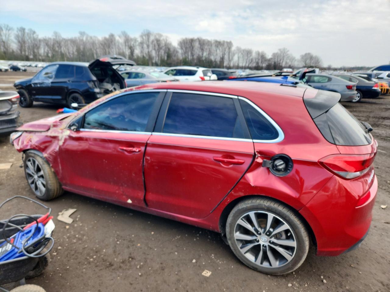 2018 Hyundai Elantra Gt - Фото 2