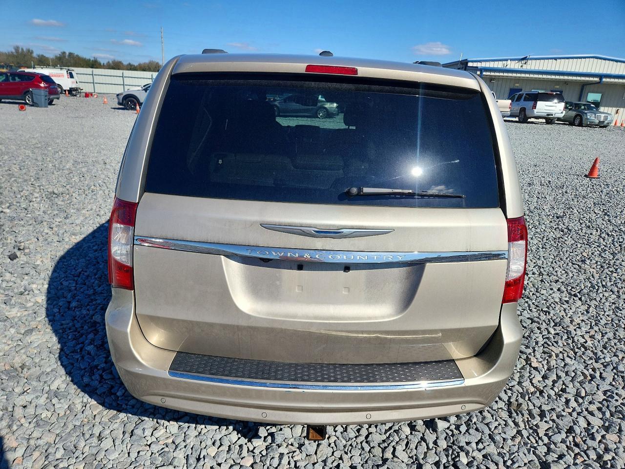 2016 Chrysler Town & Country Touring L - Фото 6