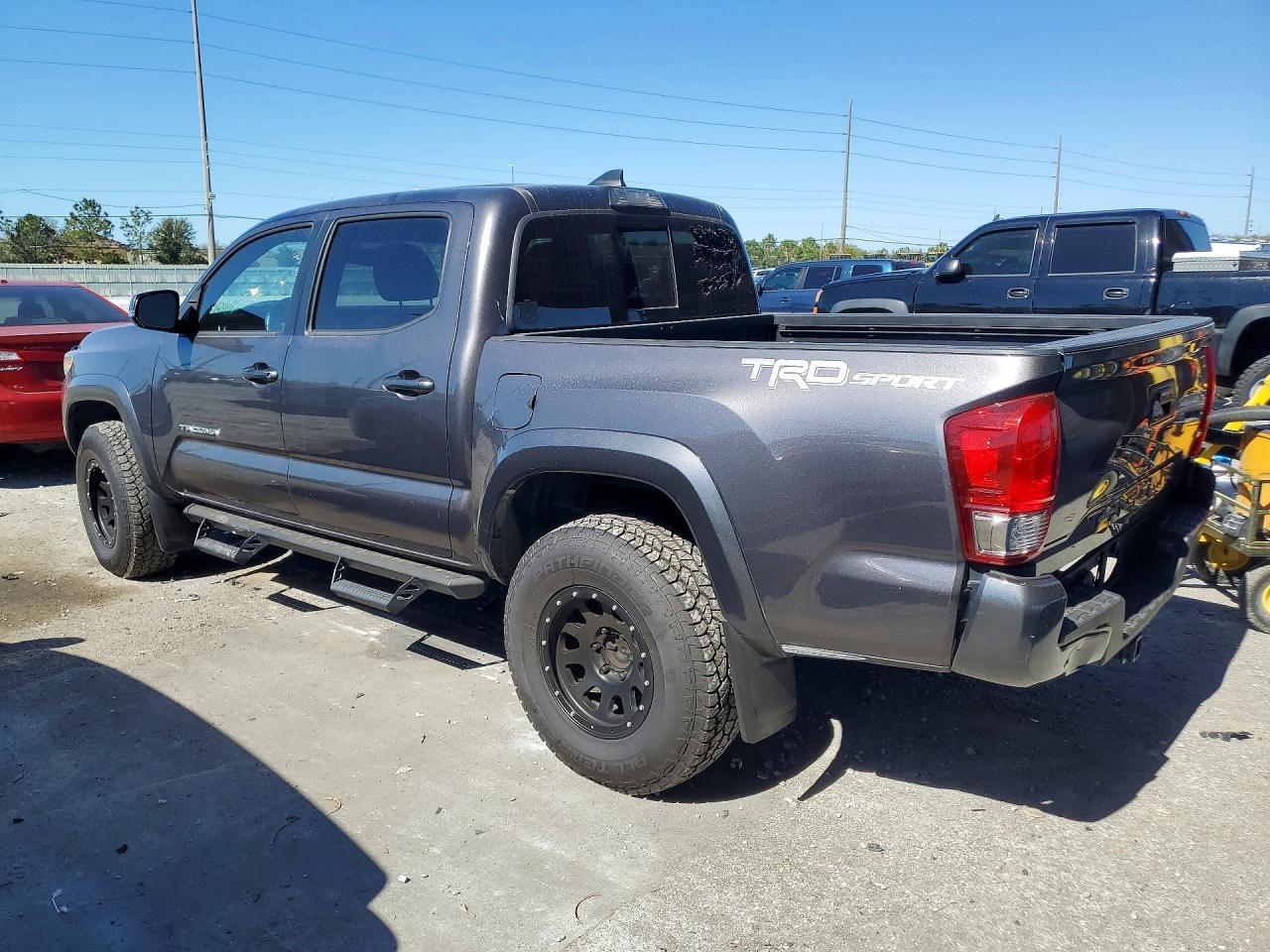 2017 Toyota Tacoma Trd Sport - Image 2