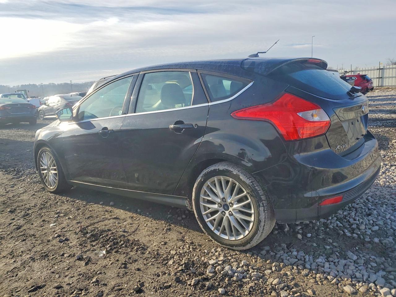 2012 Ford Focus - Фото 2