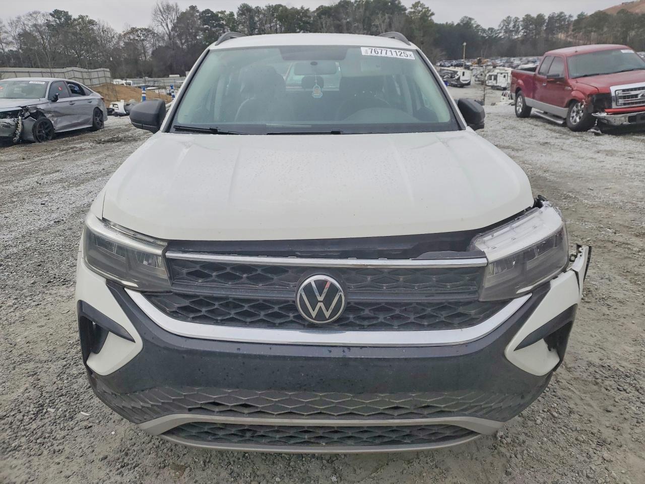 2022 Volkswagen Taos S - Image 5