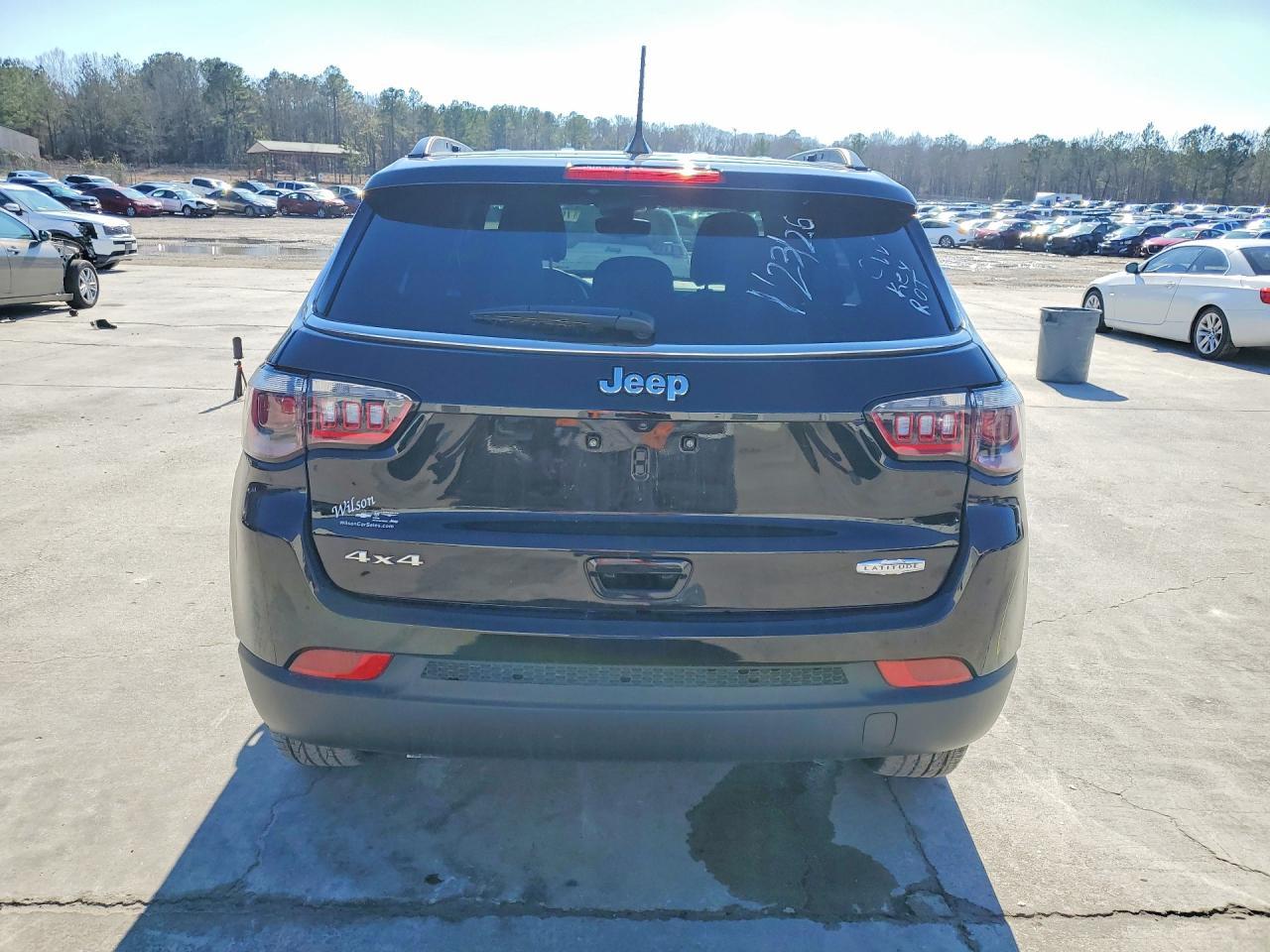 2025 Jeep Compass Latitude - Image 6