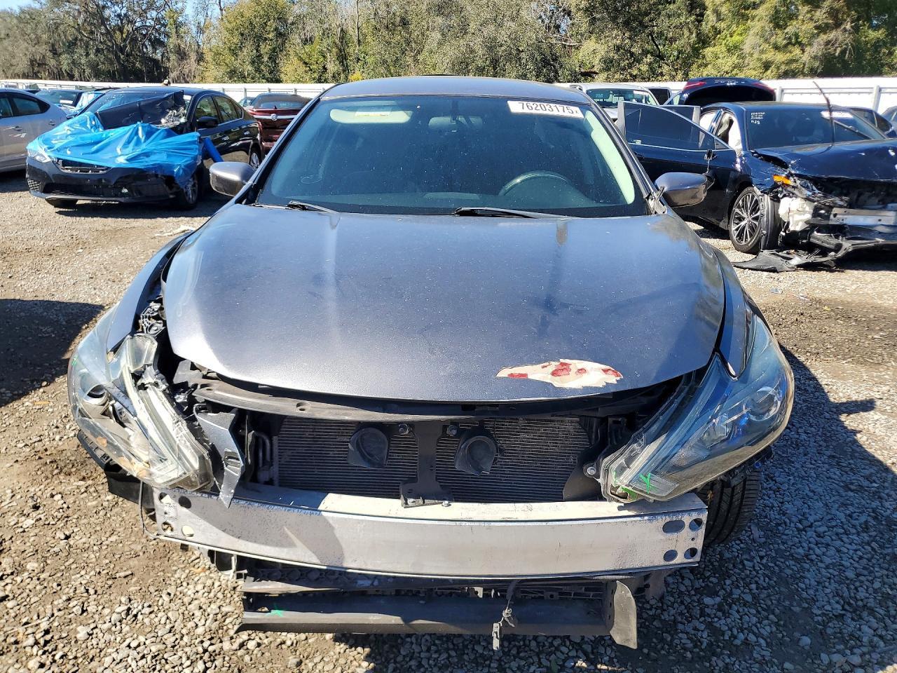 2017 Nissan Altima 2.5 S - Image 5