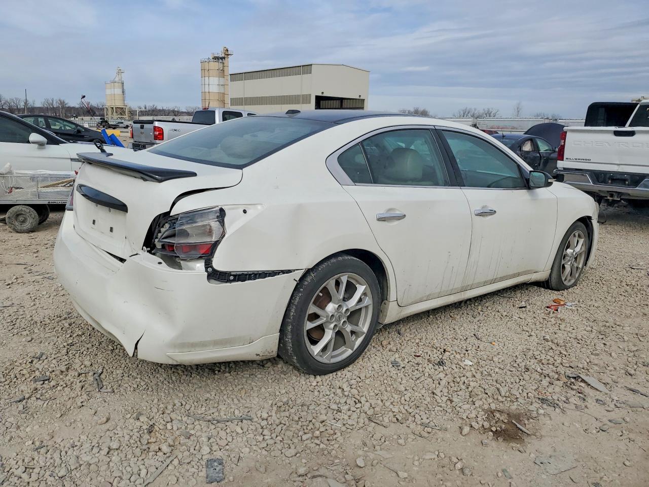 2012 Nissan Maxima 3.5 S - Image 3