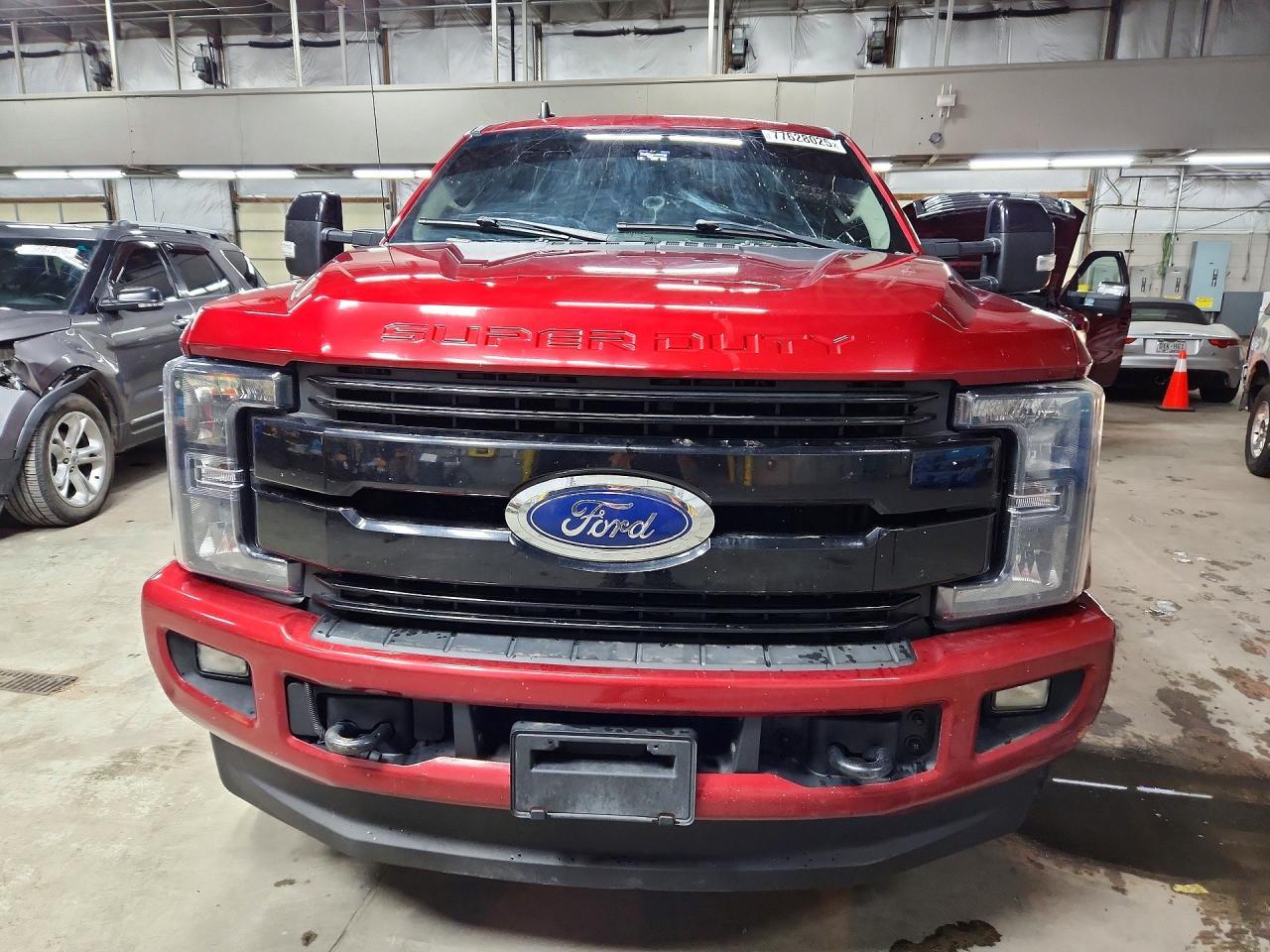 2019 Ford F250 Super Duty - Фото 5