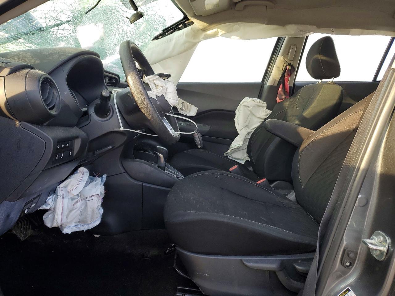 2022 Nissan Kicks S - Image 7