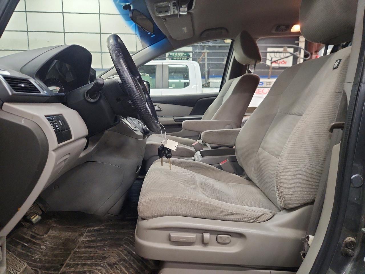 2012 Honda Odyssey Ex - Image 7