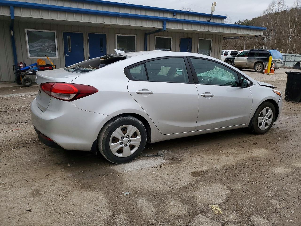 2018 Kia Forte Lx - Фото 3