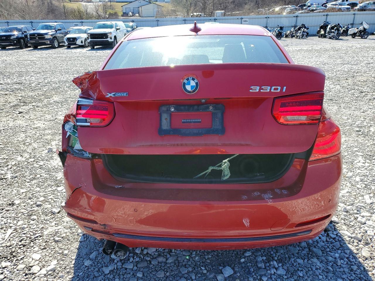 2017 BMW 330 Xi - Фото 6