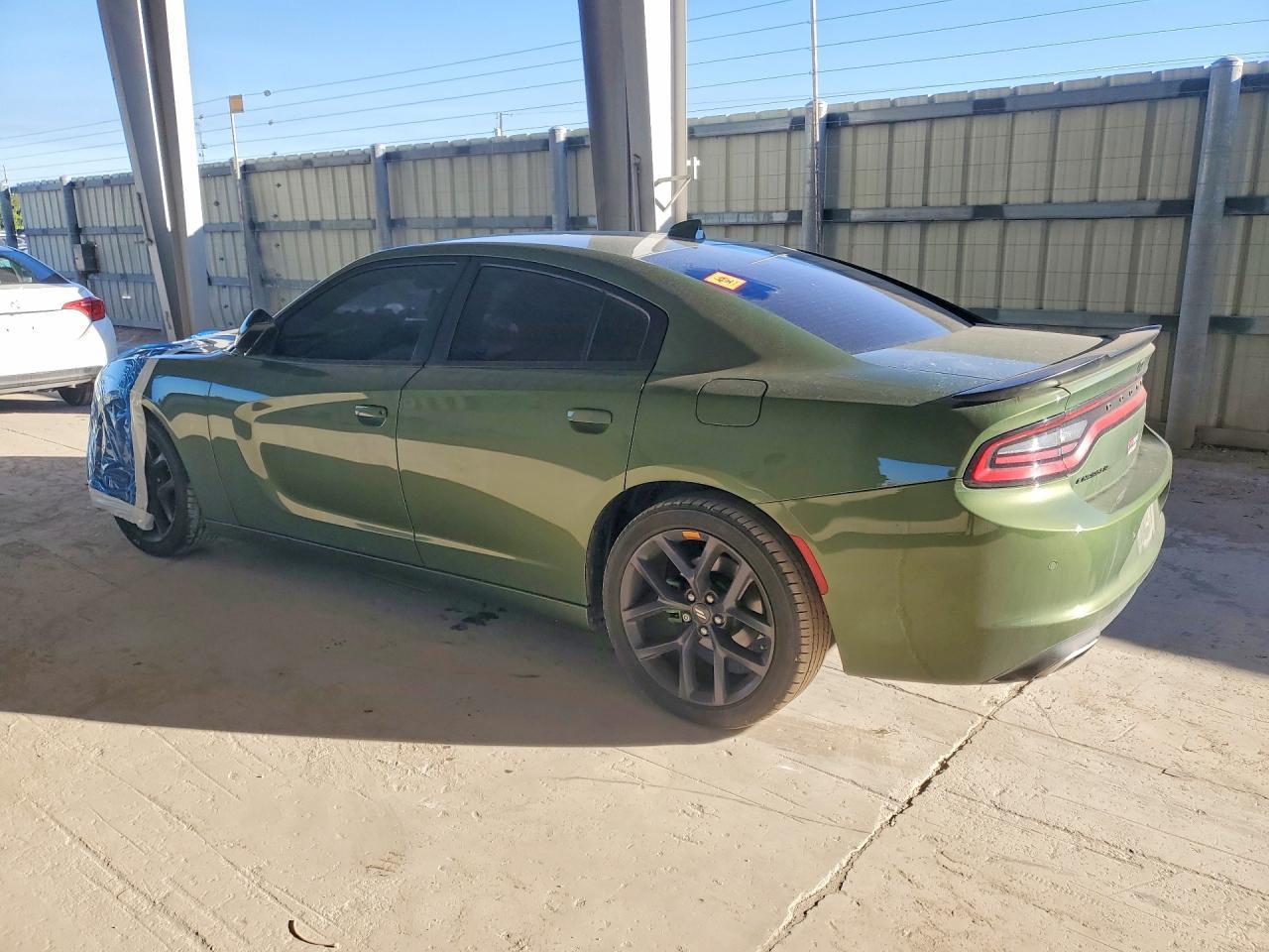 2023 Dodge Charger Sxt - Image 2