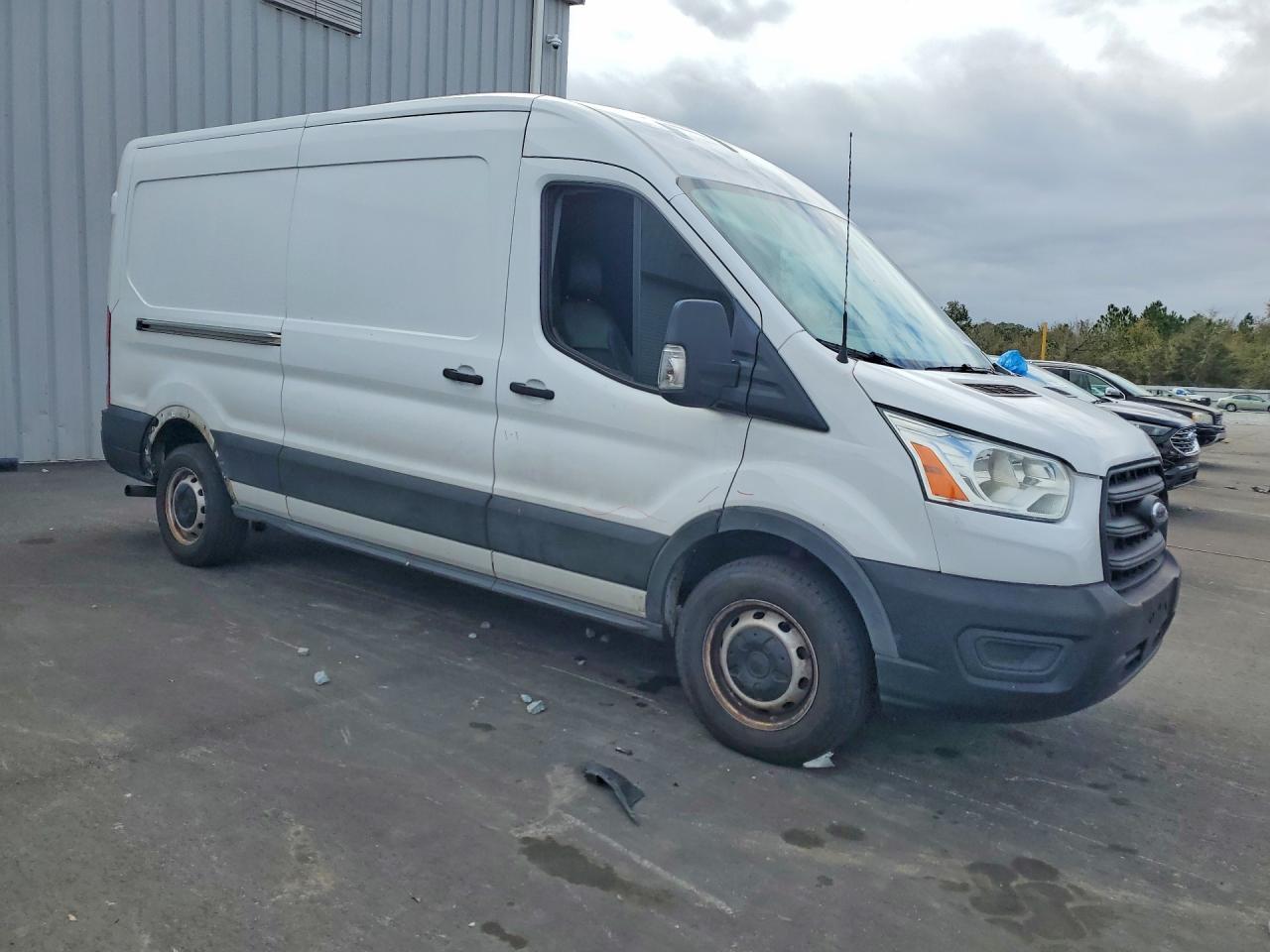 2021 Ford Transit 250 Utility / Service Van - Фото 4