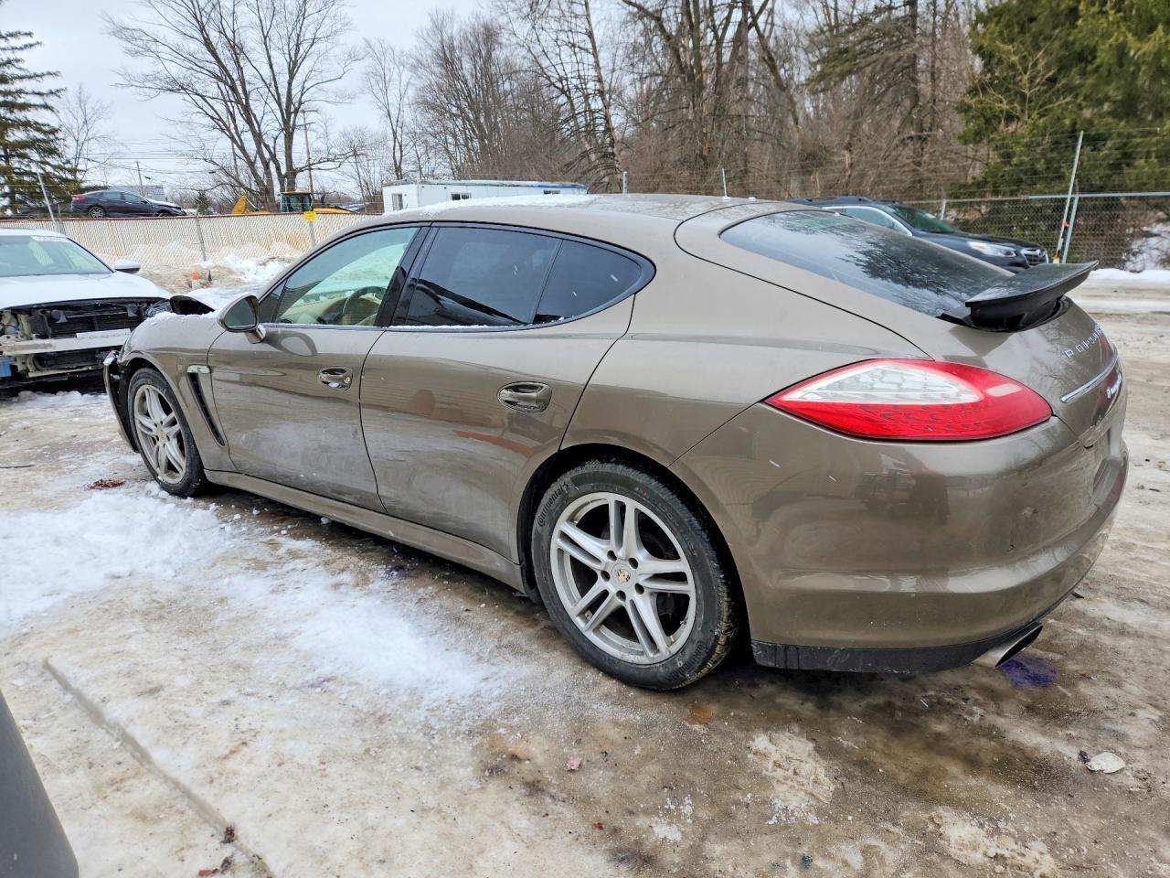 2013 Porsche Panamera 2 - Image 2