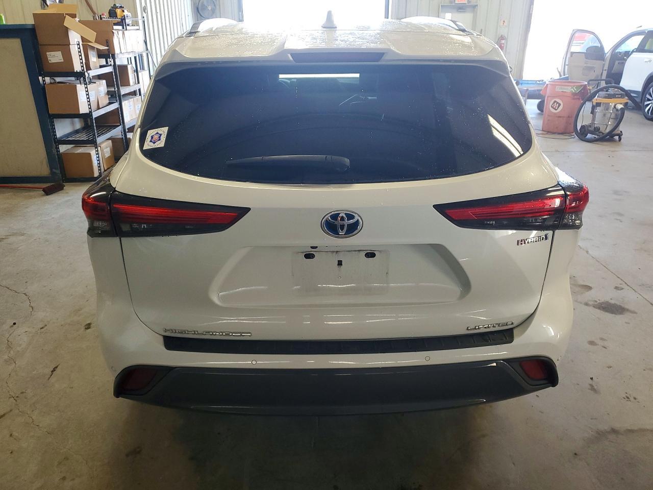 2022 Toyota Highlander Hybrid Limited - Фото 6