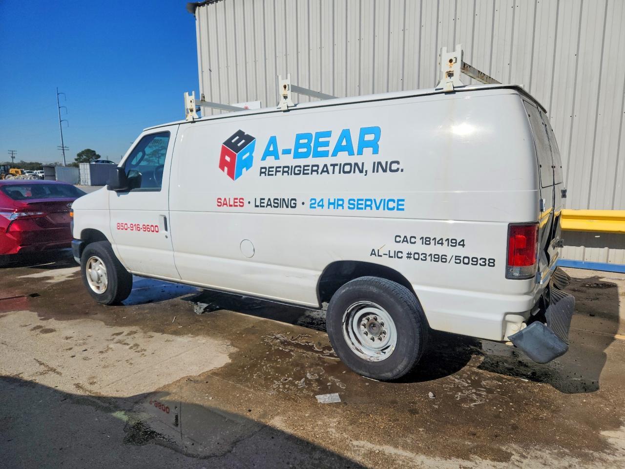 2014 Ford E250 Utility / Service Van - Фото 2