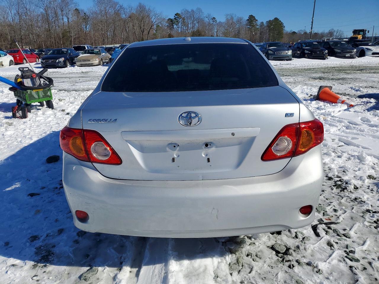 2009 Toyota Corolla Base - Фото 6