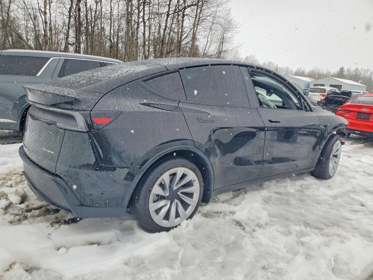 2026 Tesla Model Y - Image 3