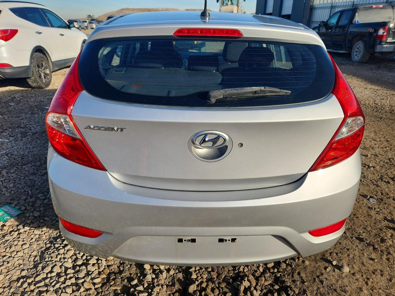 2012 Hyundai Accent Gls - Фото 6