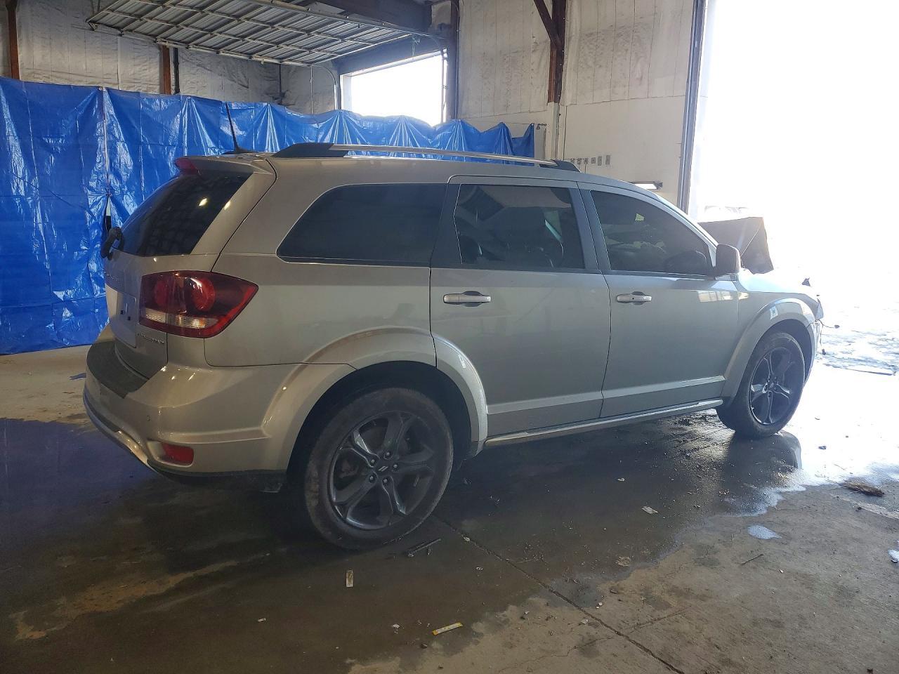 2020 Dodge Journey Crossroad - Фото 3