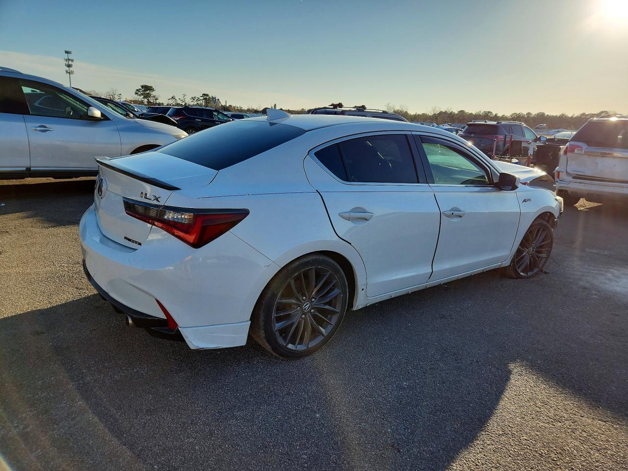 2019 Acura Ilx Premium A-Spec - Фото 3