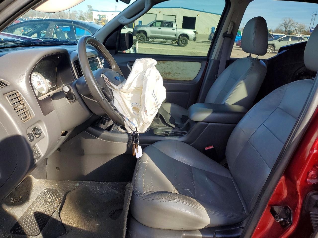 2005 Ford Escape Xlt - Фото 7