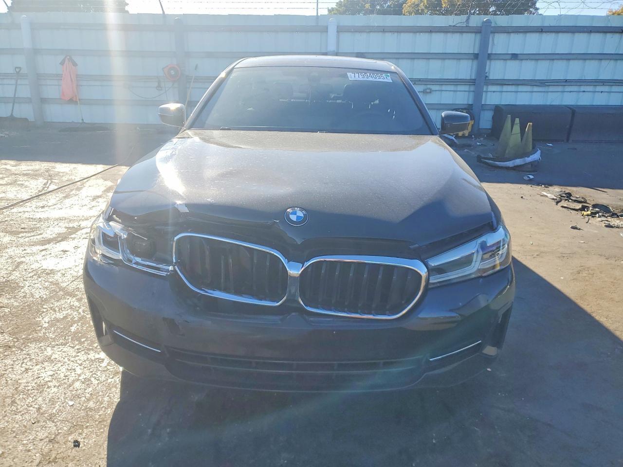 2023 BMW 530 I - Фото 5