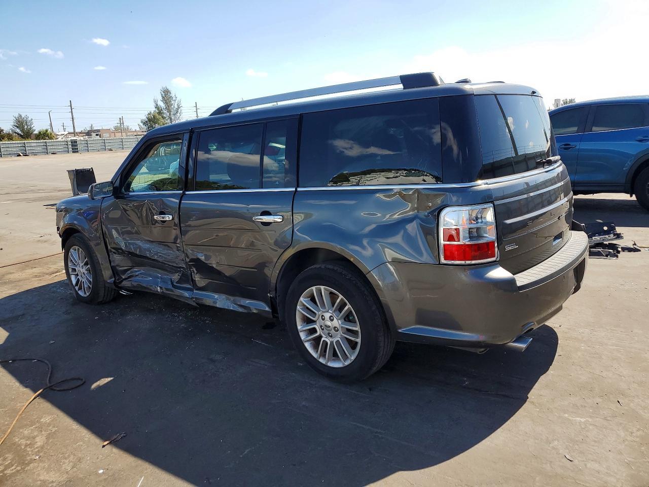 2019 Ford Flex Sel - Image 2