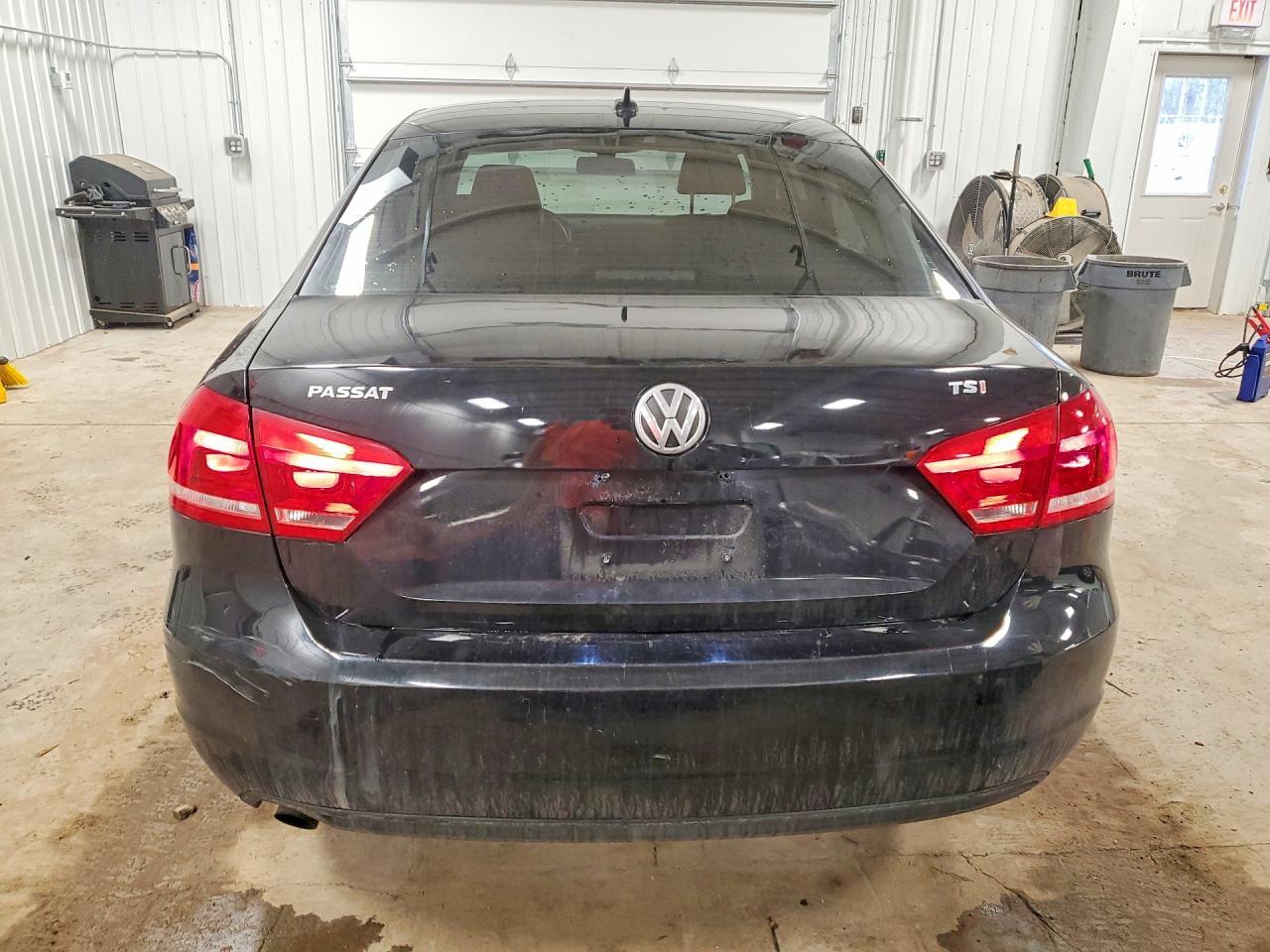 2014 Volkswagen Passat - Image 6